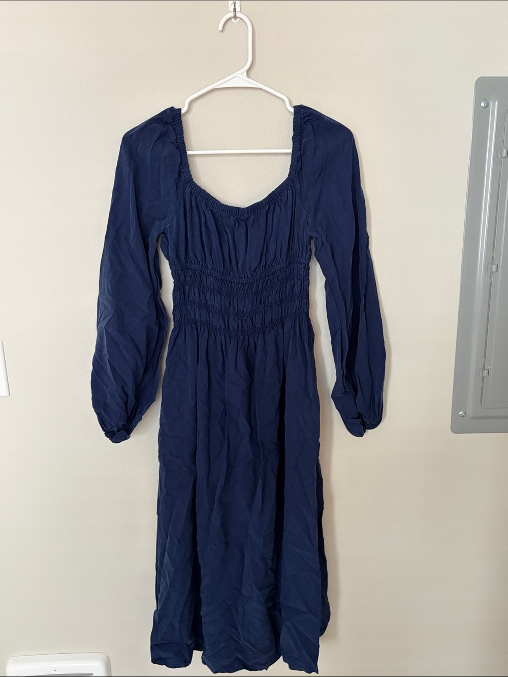 Hill House Navy Long-Sleeve Smocked Midi Dress